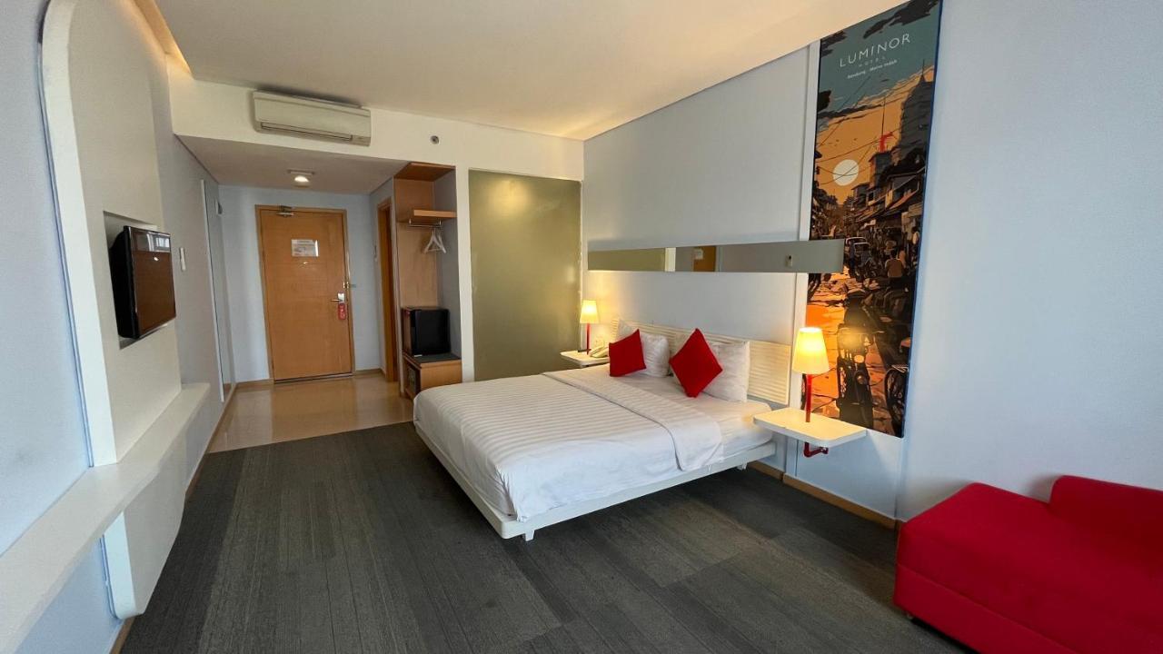 Cicadas Luminor Hotel Metro Indah - Bandung By Wh מראה חיצוני תמונה