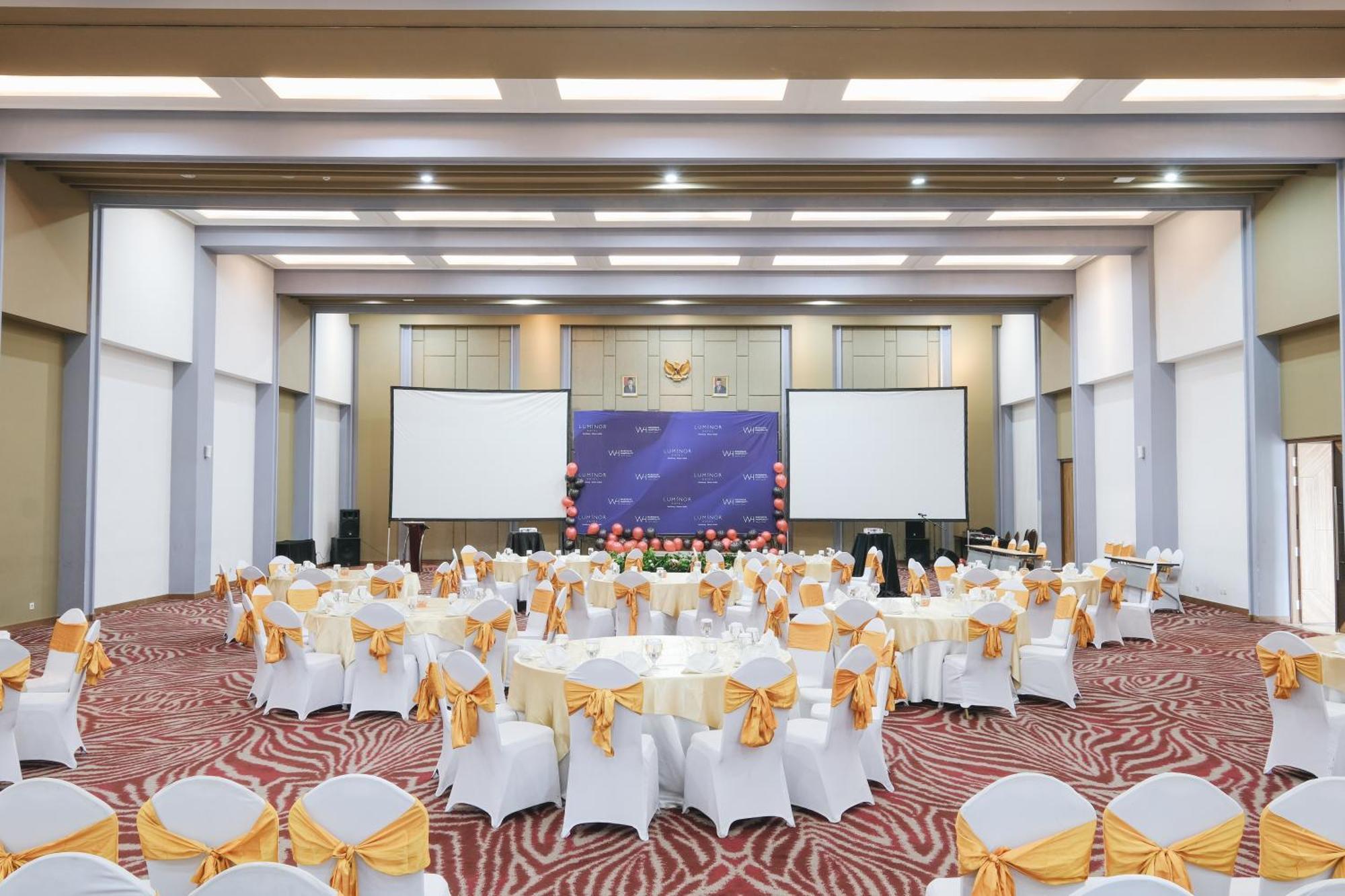 Cicadas Luminor Hotel Metro Indah - Bandung By Wh מראה חיצוני תמונה